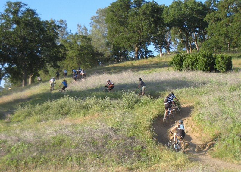 Start of the eastbound singletrack