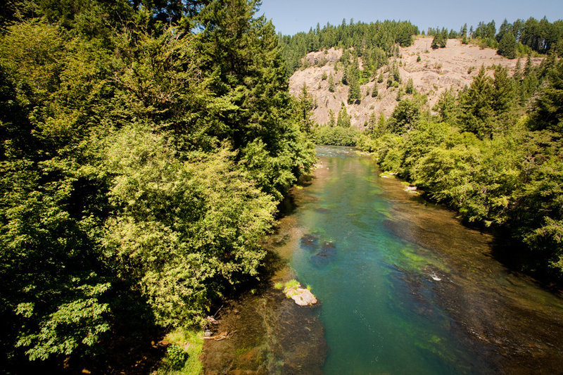 Umpqua River at the Panther Trailhead