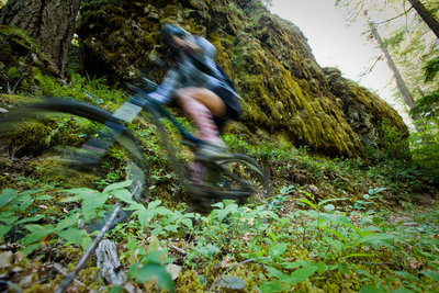It's fast and fun on the North Umpqua Trail