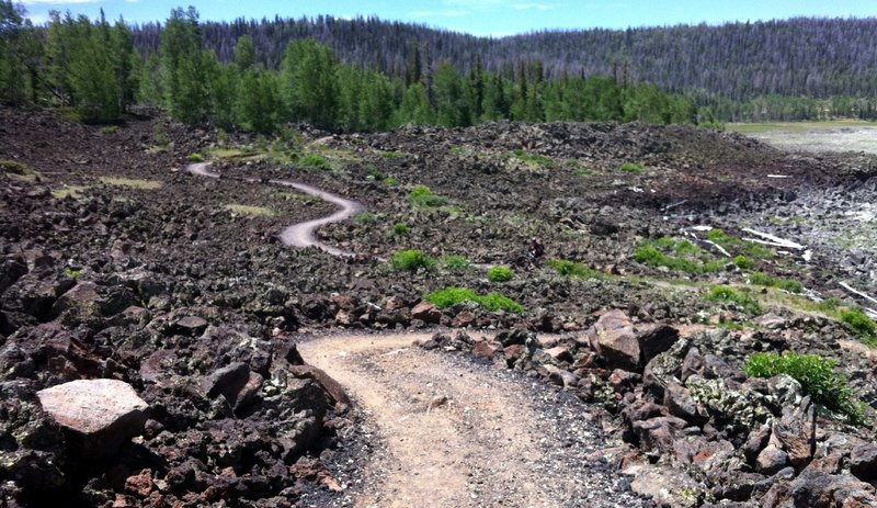 The east side lava flow at Navajo Lake