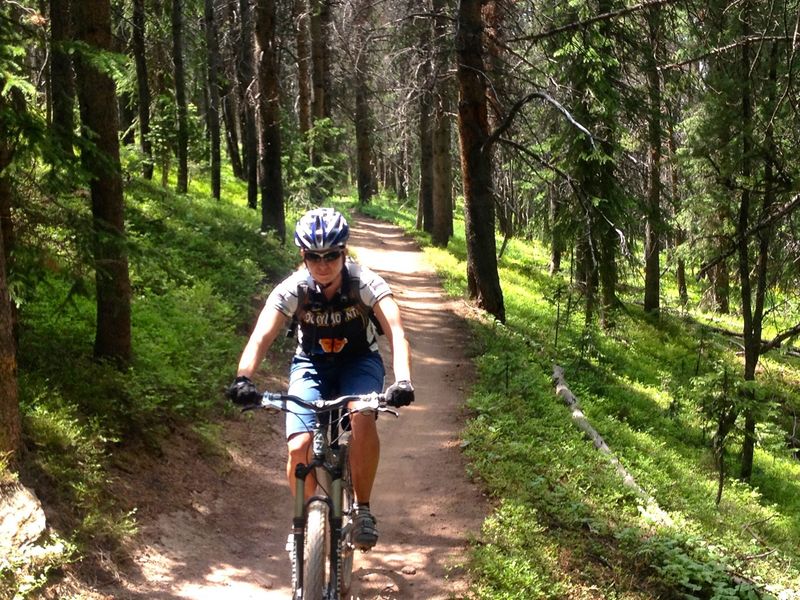 Easy cruising on Lucy's Loop