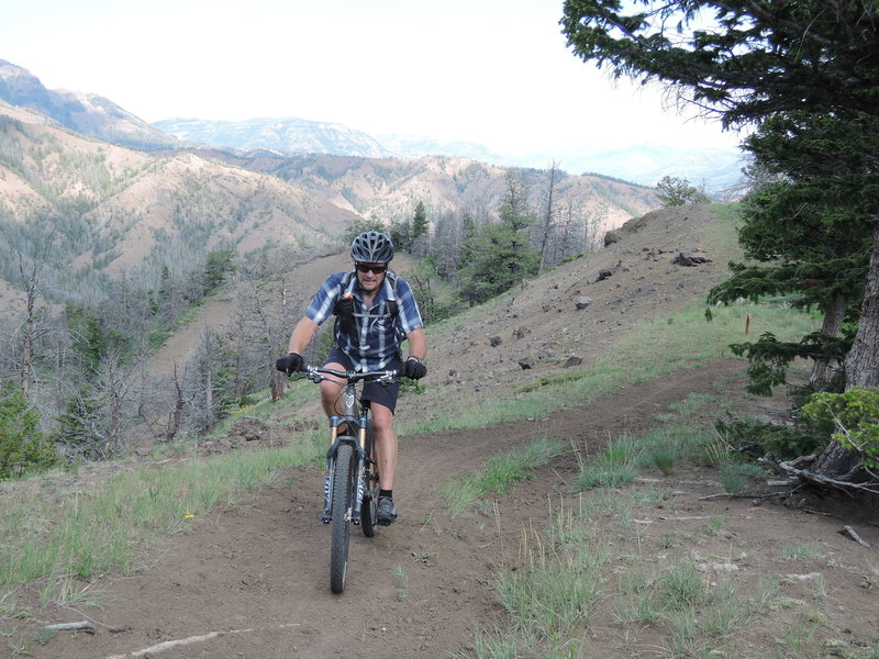 The ridgeline section of the trail is achieved and things are about to flatten out for the final approach of the memorial.