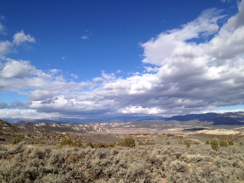 View from the doubltrack between Mayer Gulch trail and Bailey Trail.