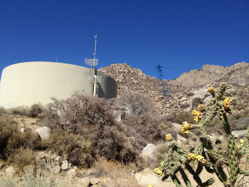 The water tank and tramway tower at the turn around.