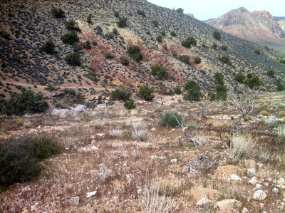 Switchbacks down to 3 Mile Smile