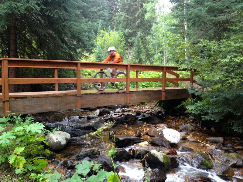 New bridge over Beaver Creek