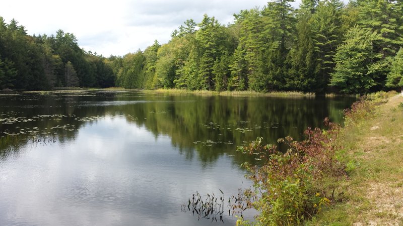 Mountain Pond, trail start