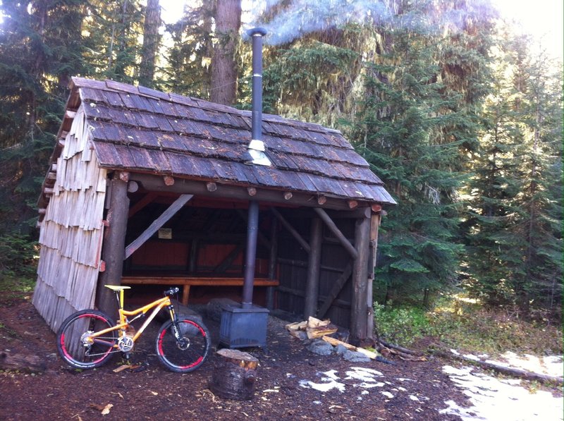 Warming hut on Waldo's south side. No wood piles yet for winter use.