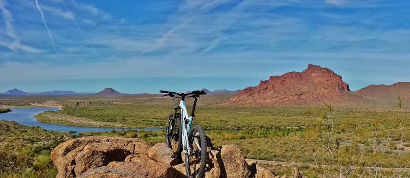 Back side of mine trail looking out over the Salt River. @Hawestrail.