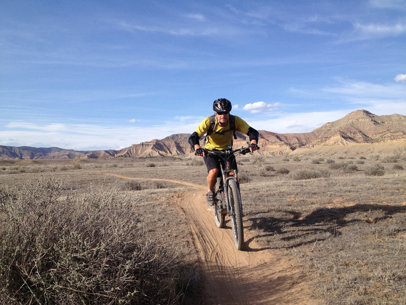 Fun, smooth, flowy singletrack all along Western Zippity.