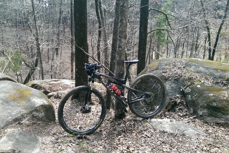 Big Rock Trail rock outcropping.