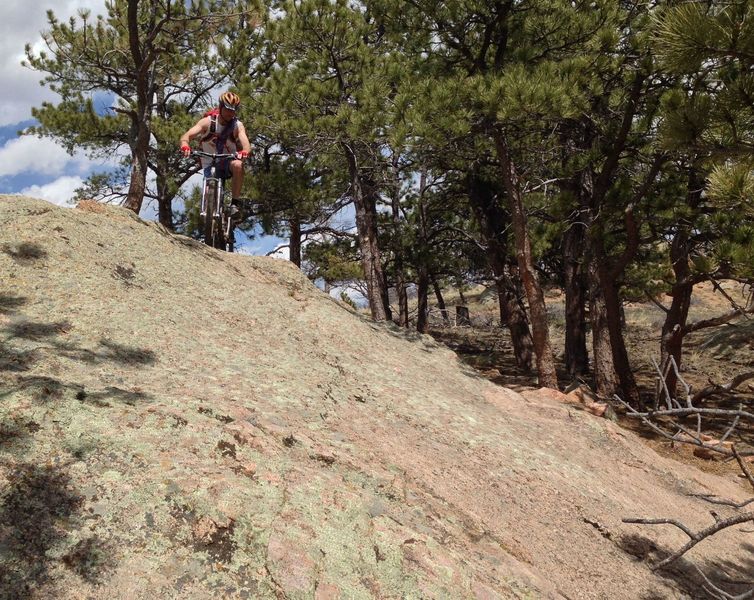 Fun technical rock riding describes the short 2% trail.