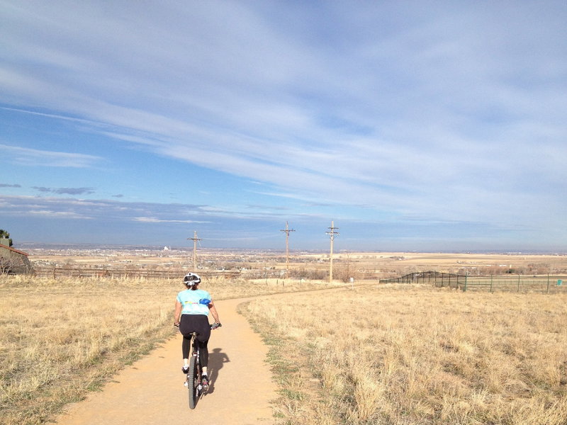 The path leading downhill towards Niwot Rd.  The upper Niwot Loop is behind you, and the trail pops out near Niwot high school.