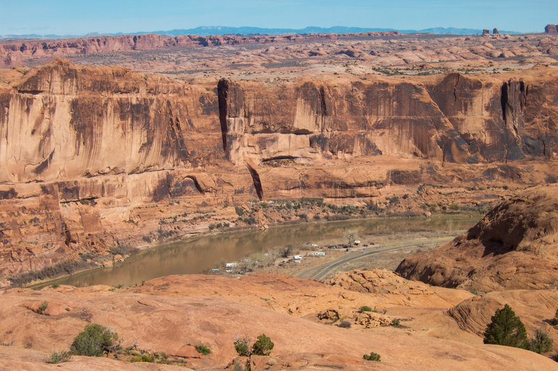 Overlooking the river from a distance. There's a spur that you can go out and get a better look, though it's not marked well.