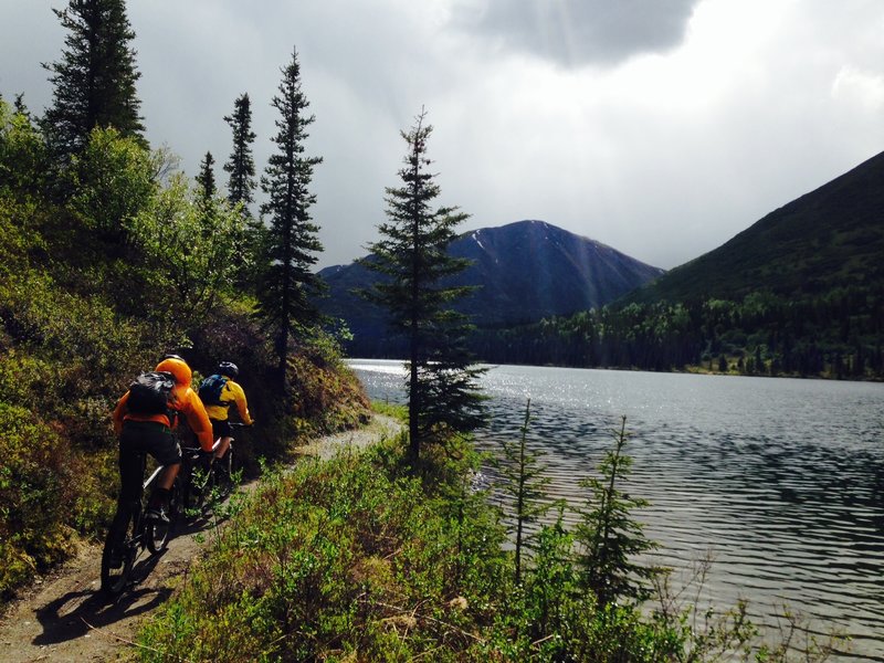 Singletrack on the shore of Juneau Lake