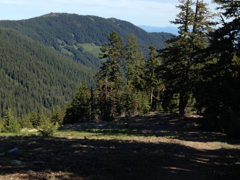 Starting downhill on Time Warp, Wagner Butte in the background