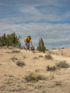 Rich & Roxy Rippin down to the trailhead