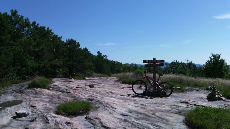 Intersection of Big Rock and Cedar Rock trails.