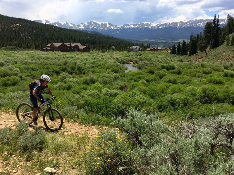 Heading up the start of Horseshoe Gulch with big views