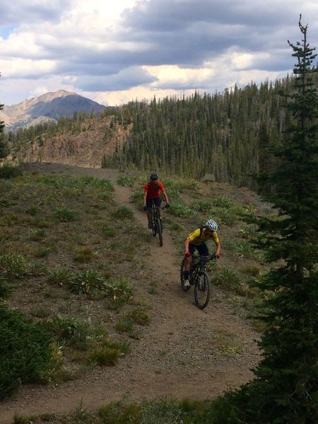 Nice viewpoint near the start of Titus Lake