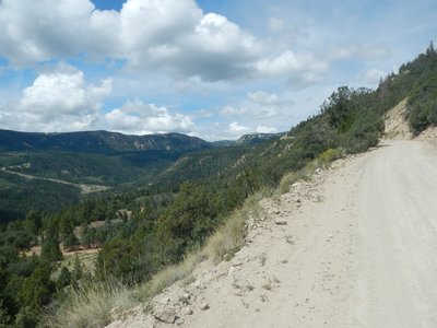 Looking west from the north side of the valley (glacial cirque?) to the end, at which point you'll curve around to its south side.