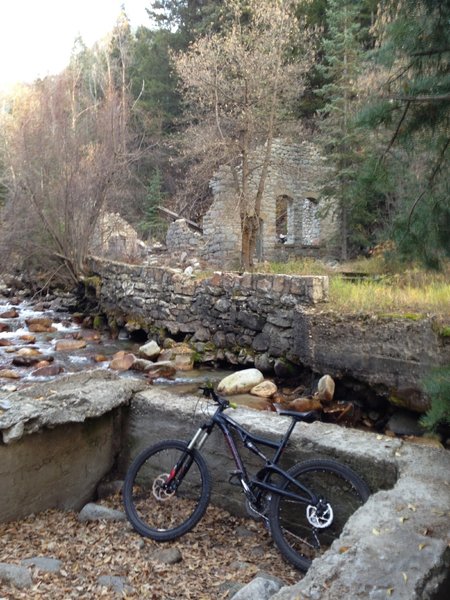 Creek and old ruins at the end of the trail