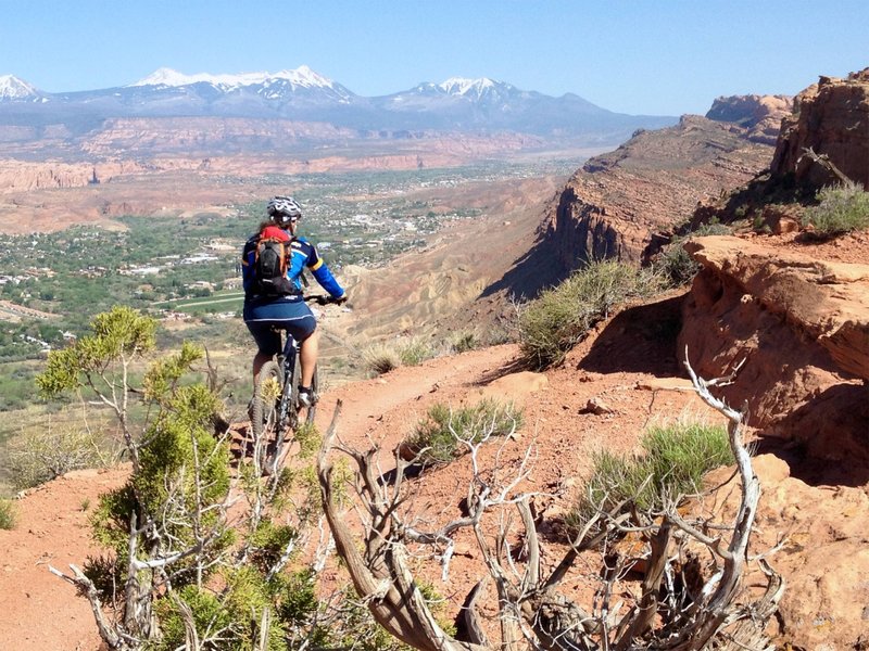 Top of Portal Trail is deceptively easy.