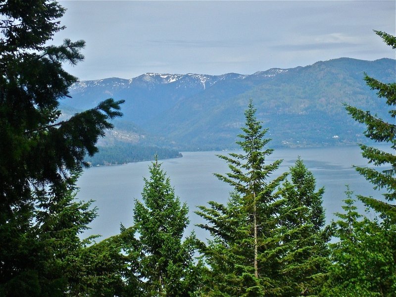 Lake Pend Oreille looking North from Gold Hill Trail