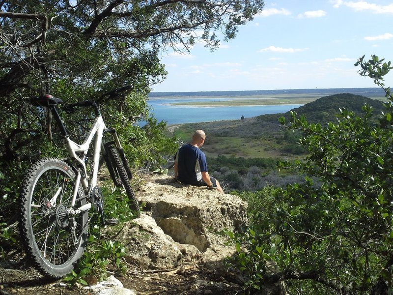 The overlook/end of the trail on the Ring Around the Mountain Trail