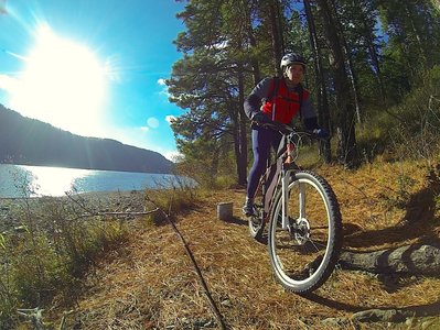 Riding Shore Line Trail in Farragut State Park