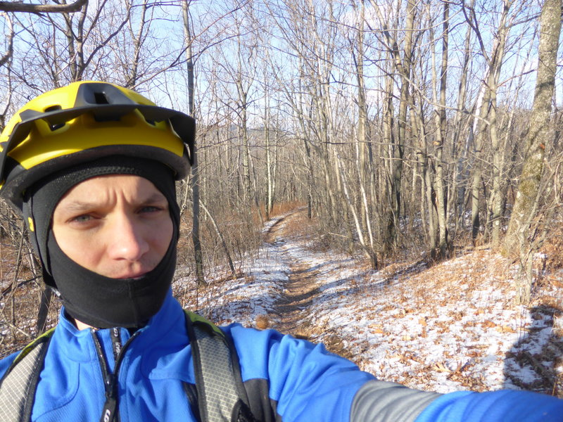 Start of descent down to Echo Lake (and apparently a burr on my shoulder).