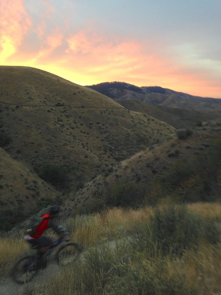 Sunrise over the Watchman Trail.