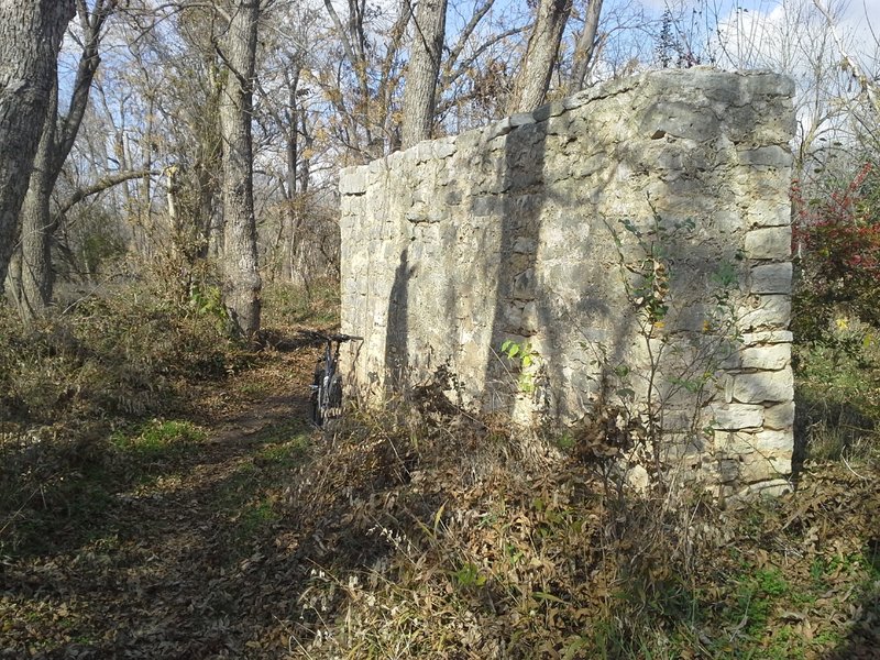 A short section of SingleTrack that passes between Berry Creek and an old bridge foundation