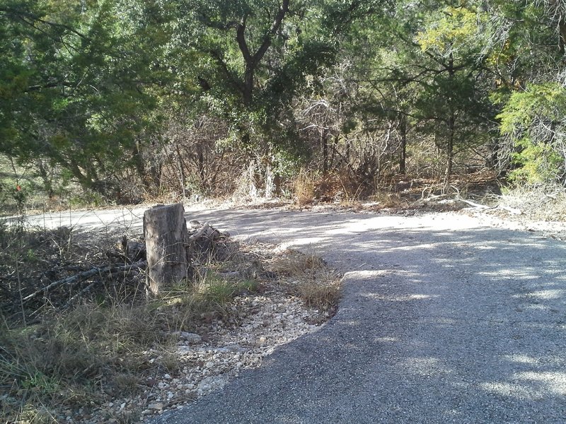 The steep climb/descent of the San Gabriel River Trail along Lake Georgetown's dam