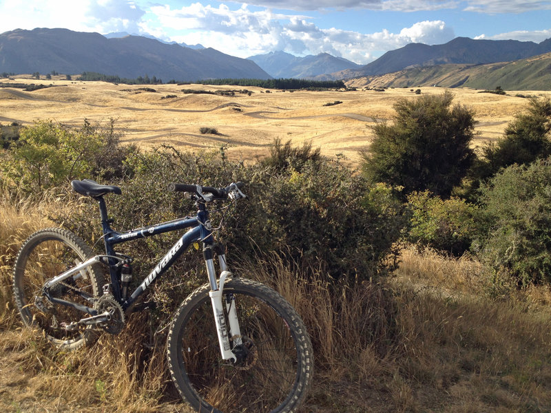 Looking toward Lake Hawea from Deans Bank.