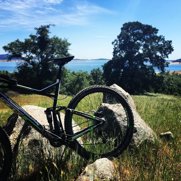 Overlooking Folsom Lake from the Granite Bay Trail