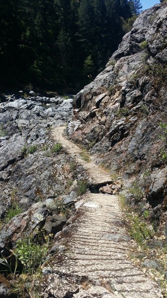 Old Trail ends in extremely rocky section, I couldn't ride it but maybe you can