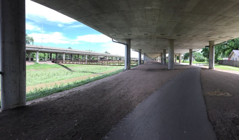 The bridge to the 3rd Street Trail