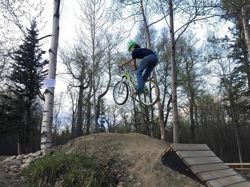 Sessioning the Jump Line at Palmer Bike Park