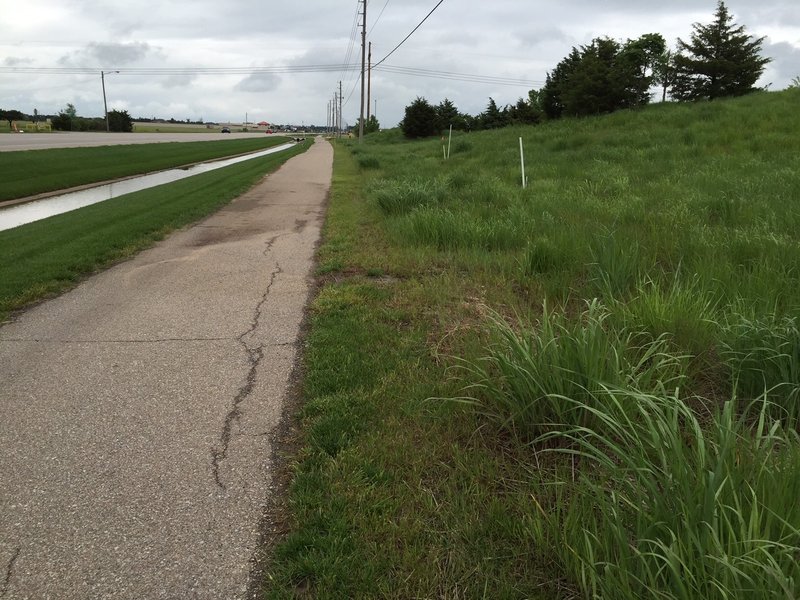 Nothing special, just taking a pic of the scenery along the Maize Bike Path