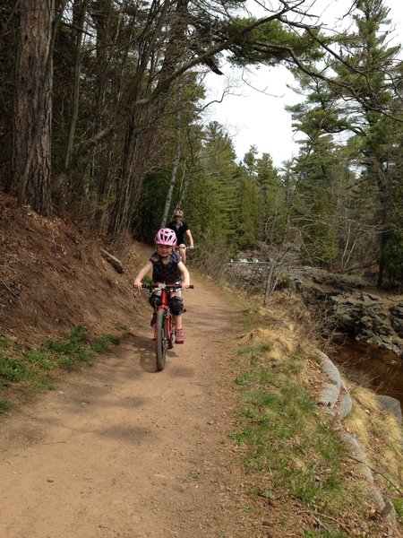 Coming down the last part of Lester River Trail