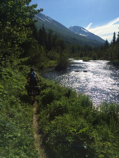 Cool waters along the Upper Russian Lake Trail