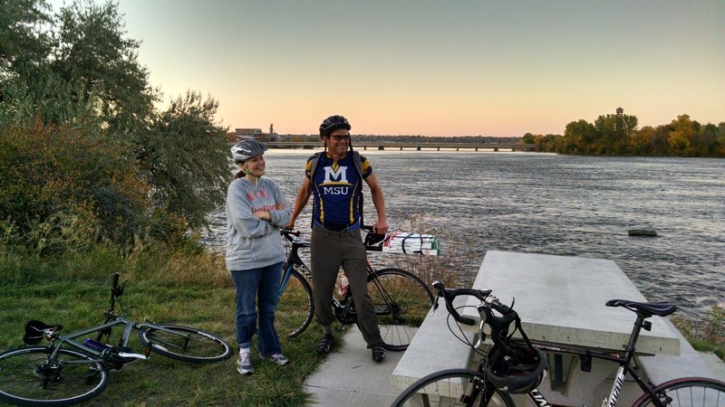 Pizza delivery biker to the GFBC picnic table sweet spot.