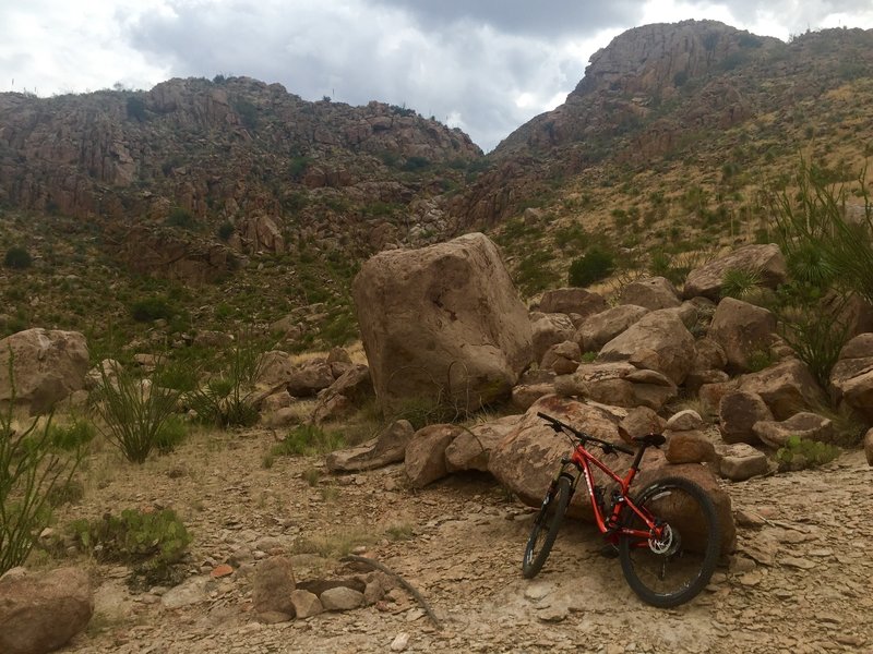 Interesting rock formations and cairns along the Cathedral Trail.