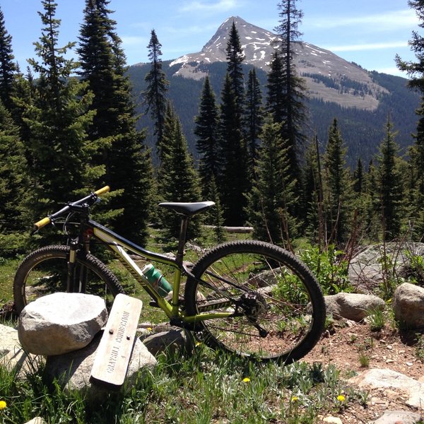 The junction of Cascade Divide Rd. and Greysill with Engineer Mountain in the background