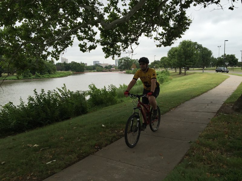 Relaxing ride around the Little Ark River