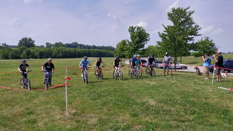 Easy Rider Short Track Series: open category start