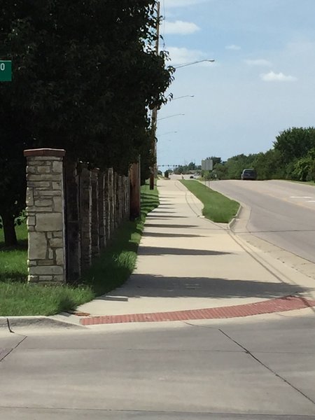 Nice wide path, just watch out for cars at the street crossings