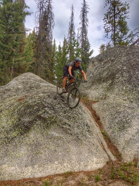 Some fun granite boulders to play around on.