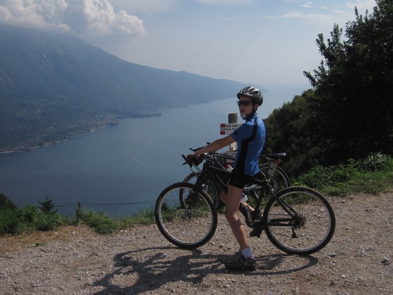 Bocca dei Larici: view to Malcesine on the other bank of Lago di Garda